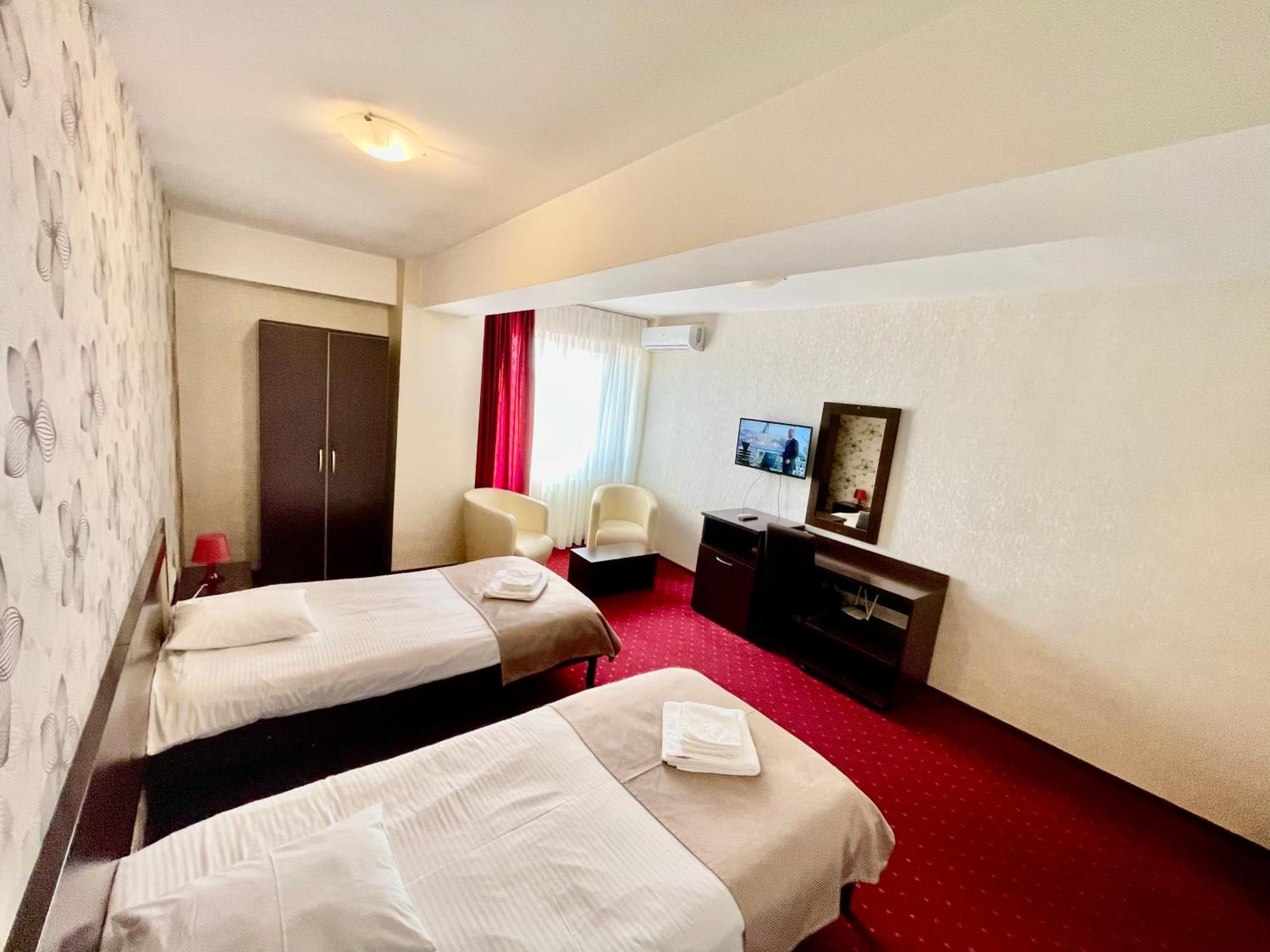 Hotel City Tulcea Exterior foto