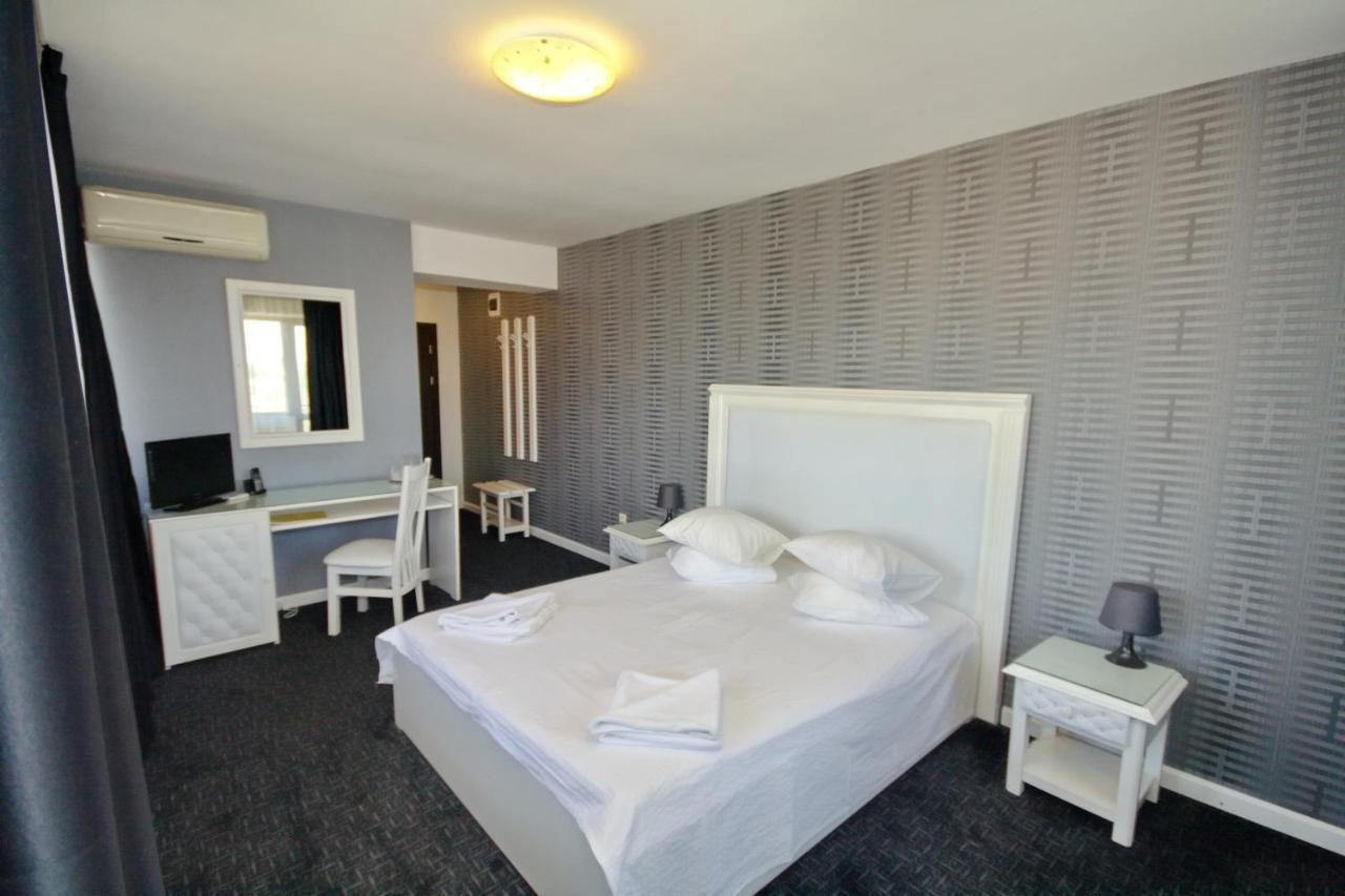 Hotel City Tulcea Habitación foto