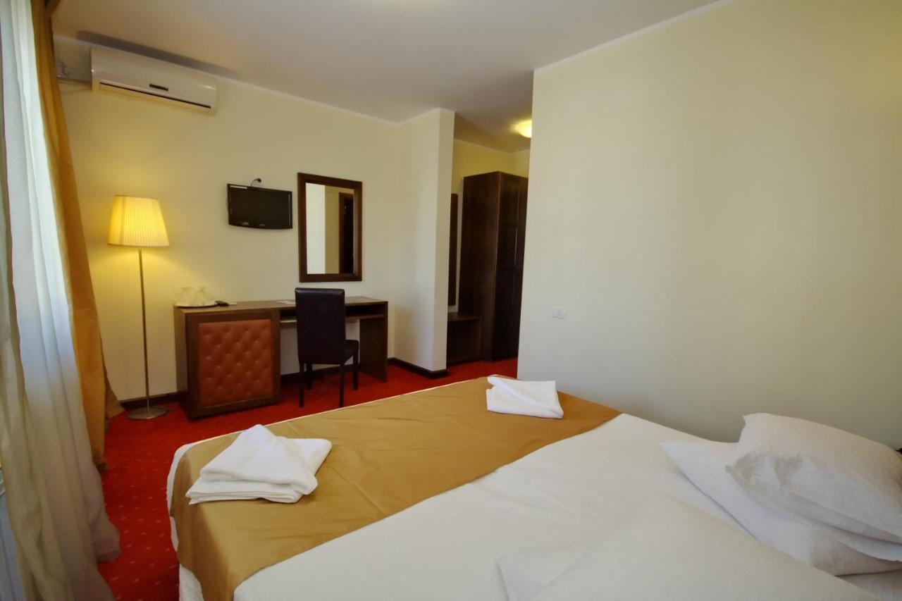 Hotel City Tulcea Habitación foto